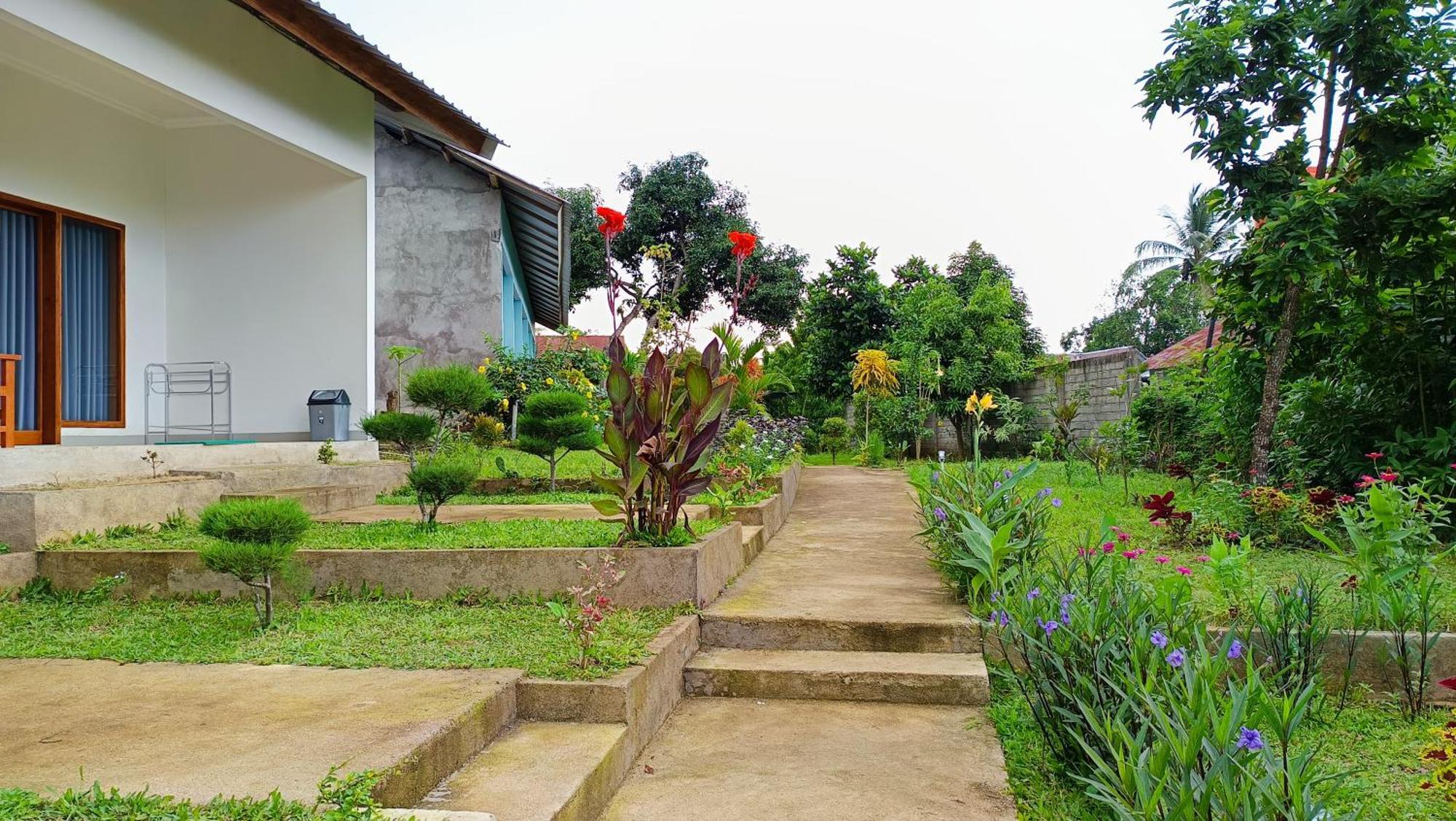 Embun Rinjani Homestay Senaru Esterno foto